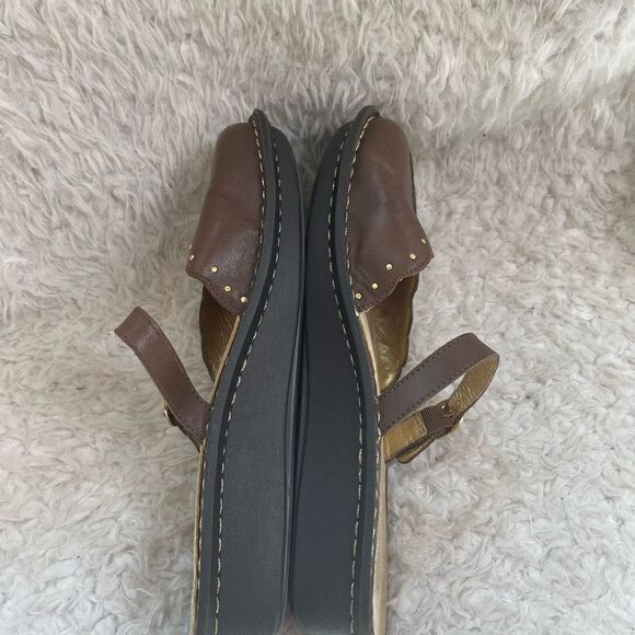 Alegria Leather brown wedge clogs with gold tone studs accents Size 40 US 9.5 - Picture 5 of 8